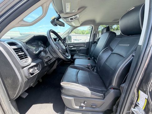 Used 2024 RAM 2500 Laramie AWD/4WD image 18