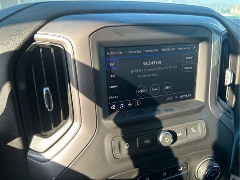 Used 2020 Chevrolet Silverado 1500 Custom Trail Boss w/ Custom Convenience Package image 9