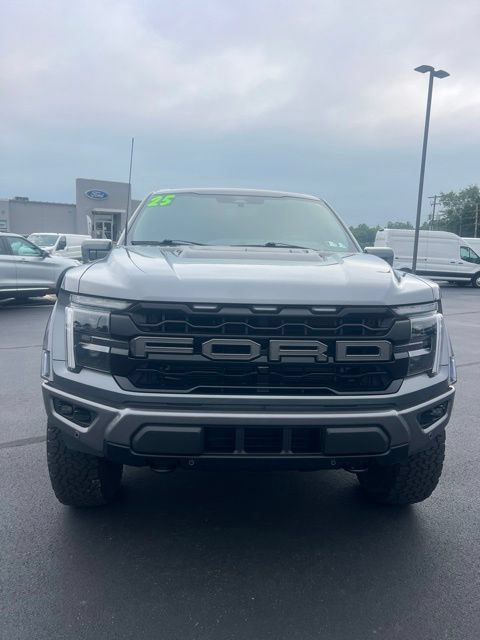 Used 2025 Ford F150 Raptor AWD/4WD image 2