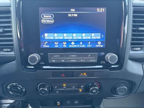 Used 2023 Nissan Frontier S w/ Technology Package image 18