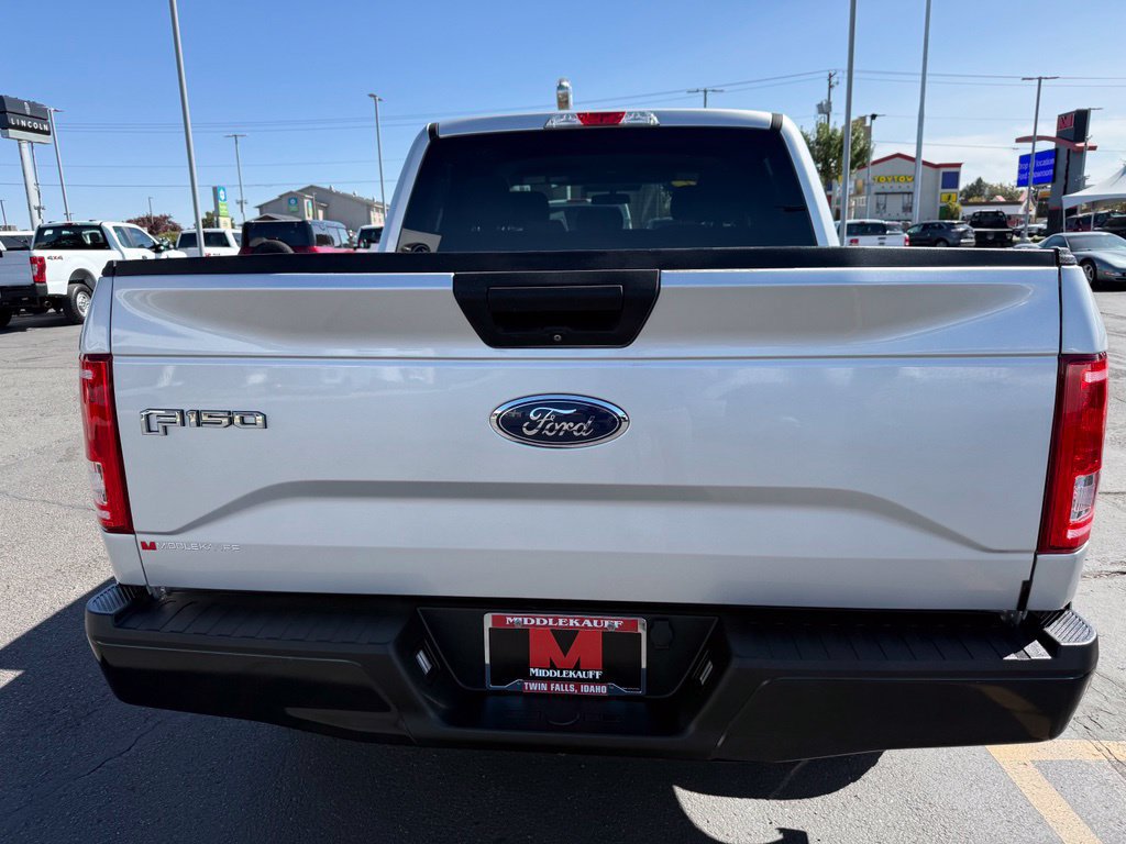 Used 2017 Ford F150 XL w/ XL Power Equipment Group AWD/4WD image 4