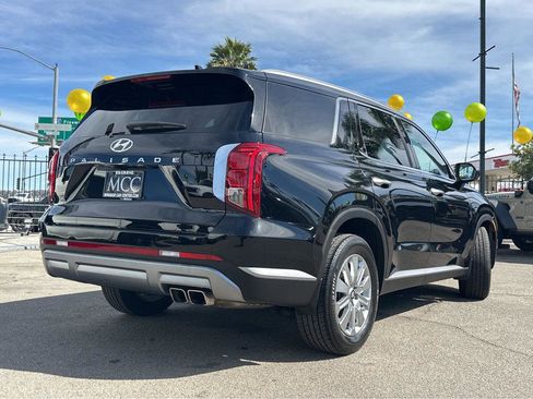 Used 2023 Hyundai Palisade SEL w/ Cargo Package image 13