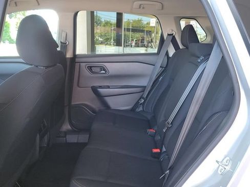 Used 2024 Nissan Rogue S AWD/4WD image 12