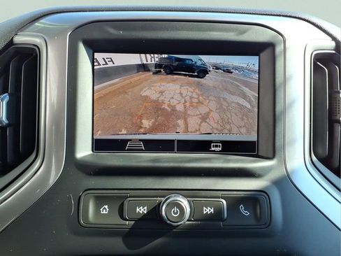 Used 2022 Chevrolet Silverado 1500 Custom image 19