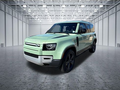 Used 2023 Land Rover Defender 110 75th Limited Edition AWD/4WD image 3