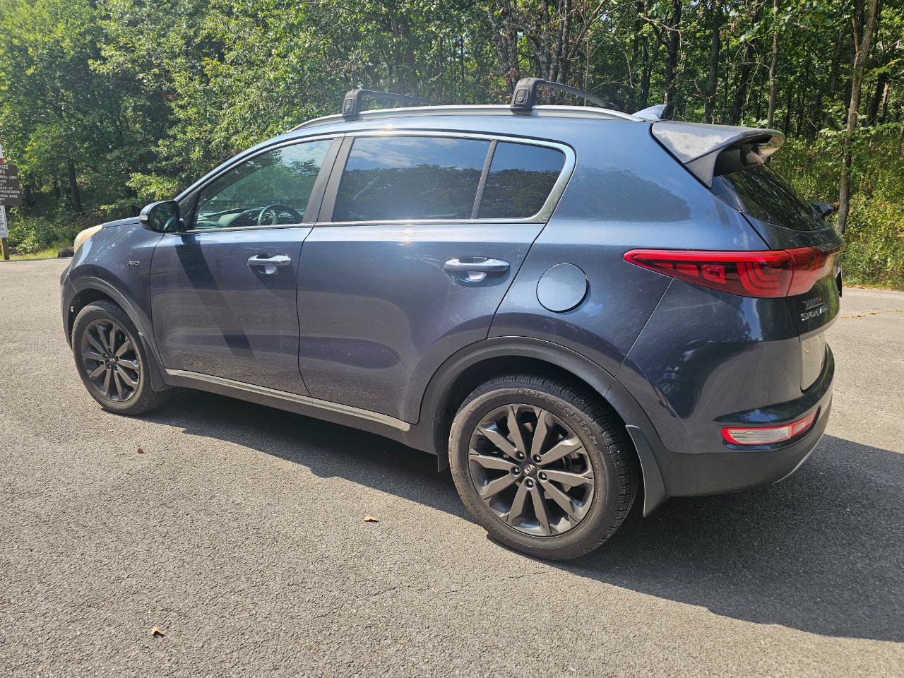 Used 2019 Kia Sportage EX w/ EX Sport Appearance Package AWD/4WD image 3