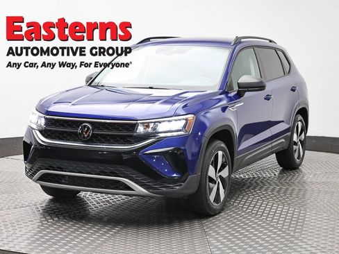 Used 2024 Volkswagen Taos S AWD/4WD image 1