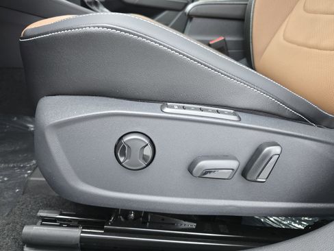 New 2026 Volkswagen Jetta SEL image 28