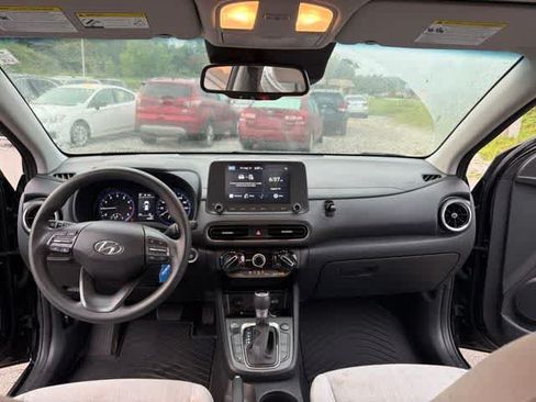 Used 2023 Hyundai Kona SEL w/ Cargo Package AWD/4WD image 17