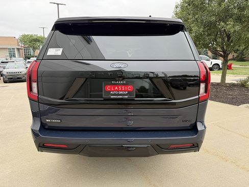 New 2027 Ford Expedition Max Platinum AWD/4WD image 4