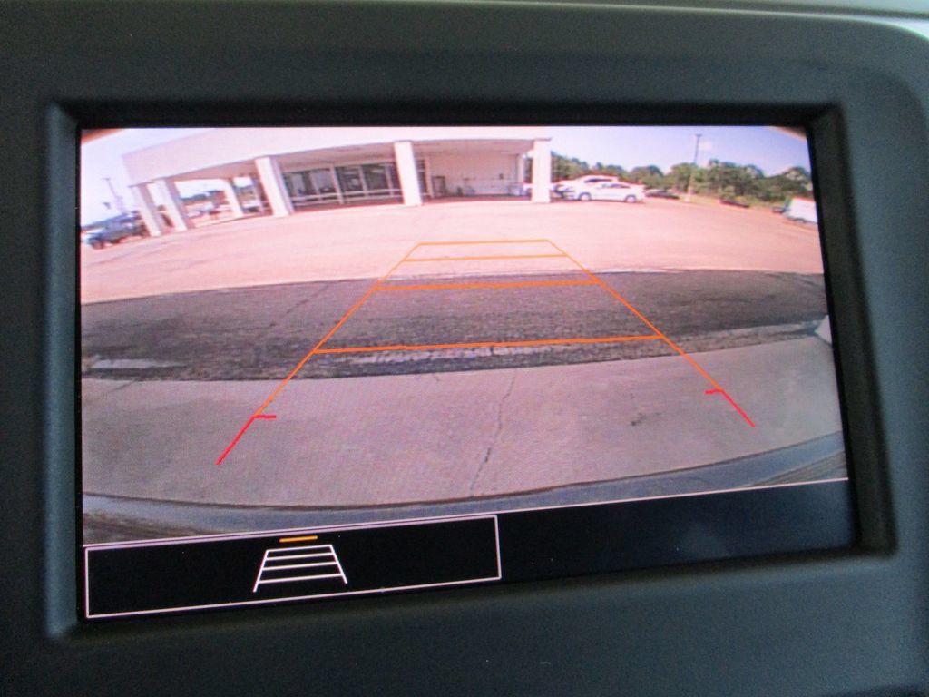 Used 2023 Chevrolet Equinox LT FWD image 42