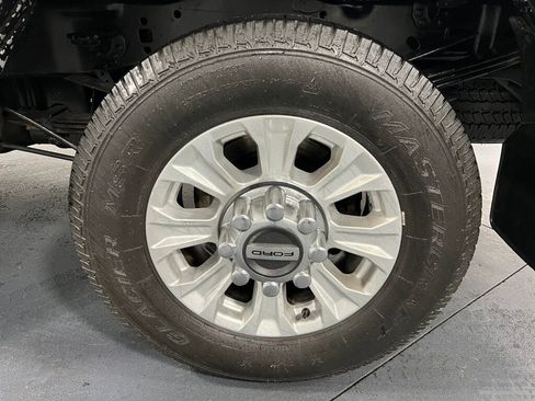 Used 2022 Ford F250 XLT image 13