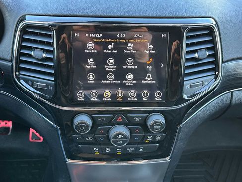 Used 2019 Jeep Grand Cherokee Limited w/ Luxury Group II image 27