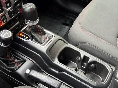 Used 2021 Jeep Wrangler Rubicon w/ LED Lighting Group image 16