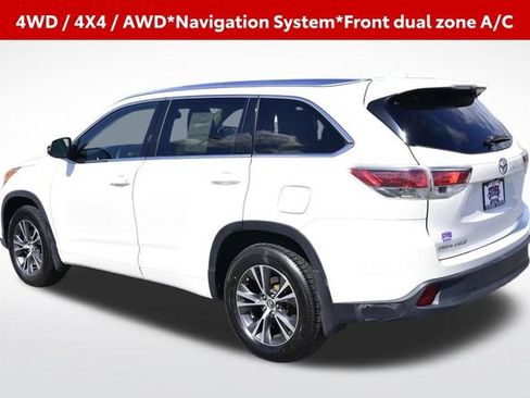 Used 2016 Toyota Highlander XLE AWD/4WD image 3