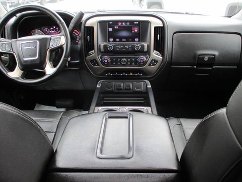 Used 2015 GMC Sierra 2500 Denali w/ Suspension Package, Off-Road image 40