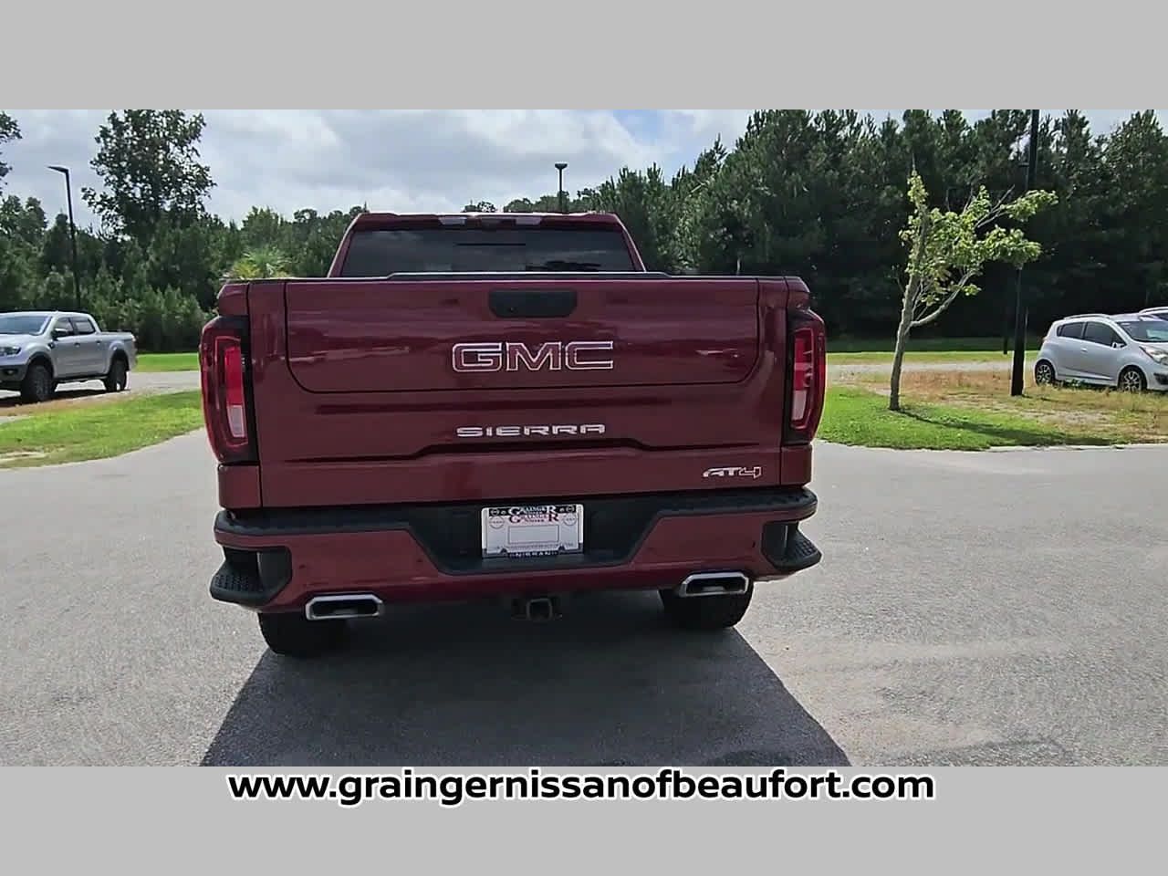 Used 2025 GMC Sierra 1500 AT4 w/ AT4 Premium Package AWD/4WD image 25