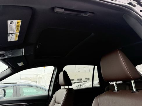 Used 2024 Honda Passport EX-L image 10