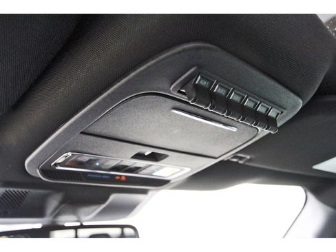 Used 2025 Ford F150 Raptor AWD/4WD image 25