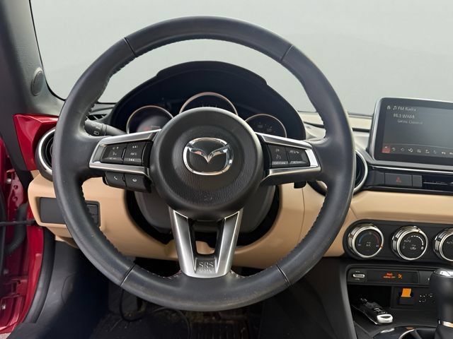 Used 2017 MAZDA MX-5 Miata RF Grand Touring RWD image 9