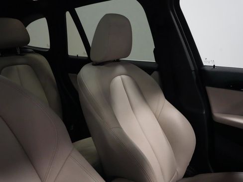 Used 2019 BMW X1 xDrive28i w/ Convenience Package image 19