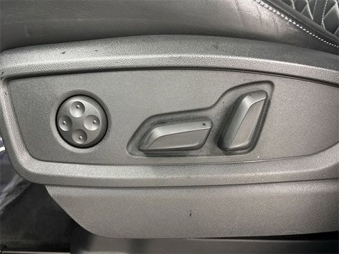 Used 2022 Audi SQ5 Premium Plus w/ Premium Plus Package image 4