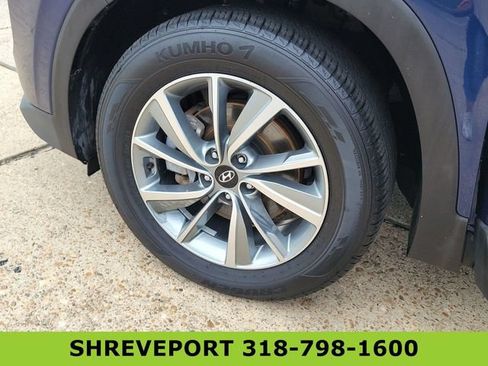 Used 2019 Hyundai Santa Fe SEL FWD image 32