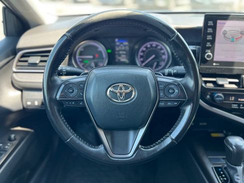 Used 2023 Toyota Camry SE FWD image 13