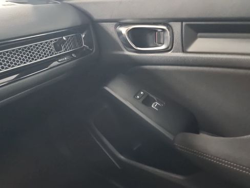 Used 2023 Honda Civic Sport image 30