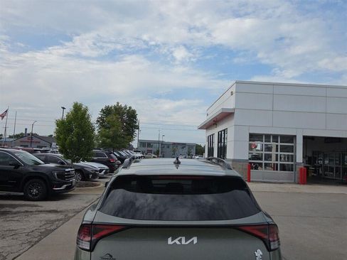 Used 2024 Kia Sportage X-Line w/ X-Line Premium Package AWD/4WD image 7