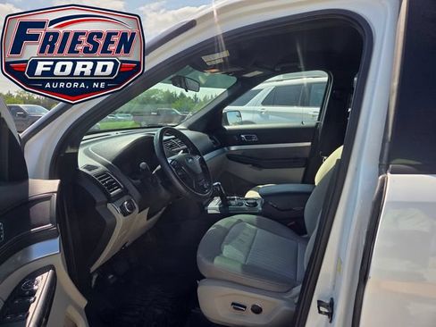Used 2018 Ford Explorer 4WD image 11