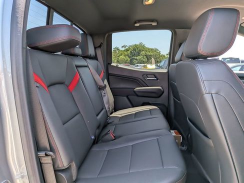 New 2026 Chevrolet Colorado Z71 w/ Z71 Convenience Package 2 AWD/4WD image 28