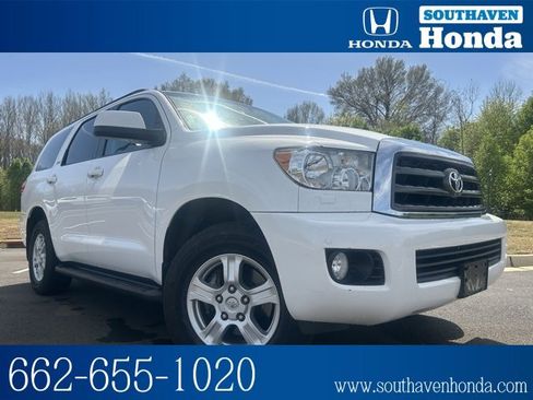Used 2016 Toyota Sequoia SR5 w/ Premium Package image 1