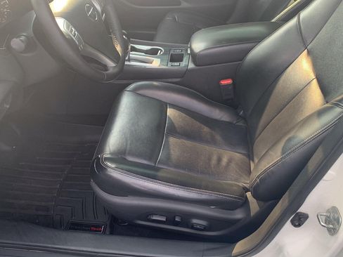 Used 2018 Nissan Altima 2.5 SL FWD image 17