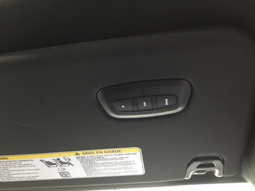 Used 2024 RAM 1500 Laramie AWD/4WD image 38