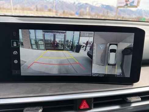 Certified 2025 Kia Sorento SX image 17