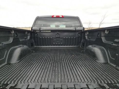 Used 2018 Chevrolet Silverado 1500 LT w/ All Star Edition image 8