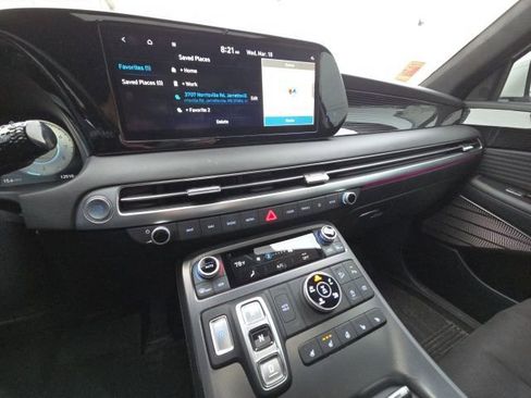 Used 2024 Hyundai Palisade Calligraphy image 6