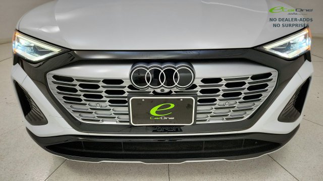 Used 2024 Audi Q8 e-tron Premium Plus w/ Premium Plus Package AWD/4WD image 22