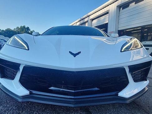 Used 2023 Chevrolet Corvette Stingray Coupe w/ Z51 Performance Package RWD image 11