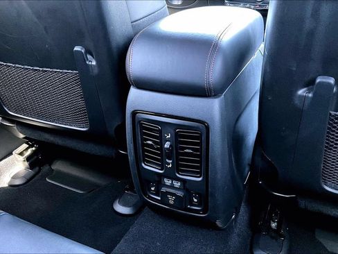 Certified 2025 Dodge Durango R/T AWD/4WD image 20