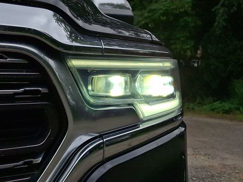 Used 2019 RAM 1500 Limited AWD/4WD image 4