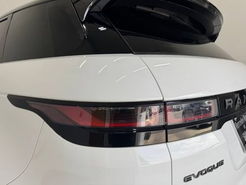 Used 2023 Land Rover Range Rover Evoque R-Dynamic S AWD/4WD image 34