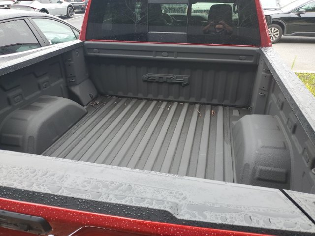 Used 2023 GMC Sierra 1500 AT4 w/ AT4 Premium Package AWD/4WD image 7