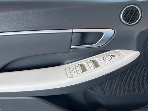 Used 2024 Hyundai Sonata SEL FWD image 17