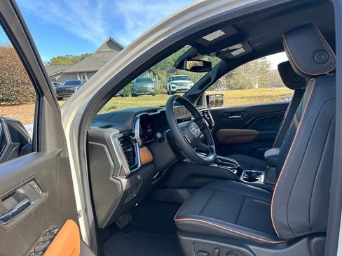 New 2026 GMC Canyon AT4 image 37