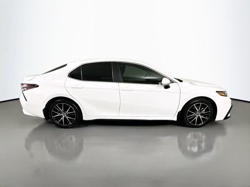Certified 2024 Toyota Camry SE FWD image 4