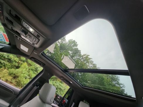 Certified 2022 Chevrolet Tahoe Z71 w/ Off-Road Capability Package image 23