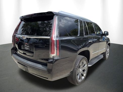 Used 2020 Cadillac Escalade 2WD image 23