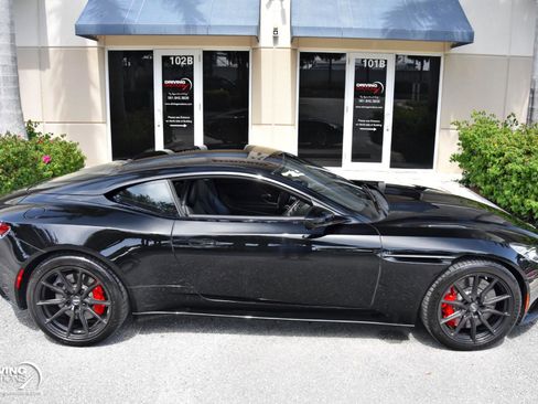 Used 2018 Aston Martin DB11 V12 image 7